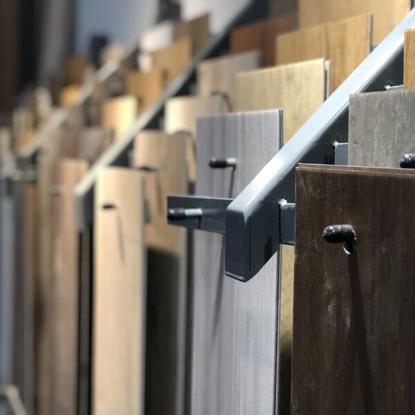 Een vloeren groothandel is er voor ondernemers in de bouw